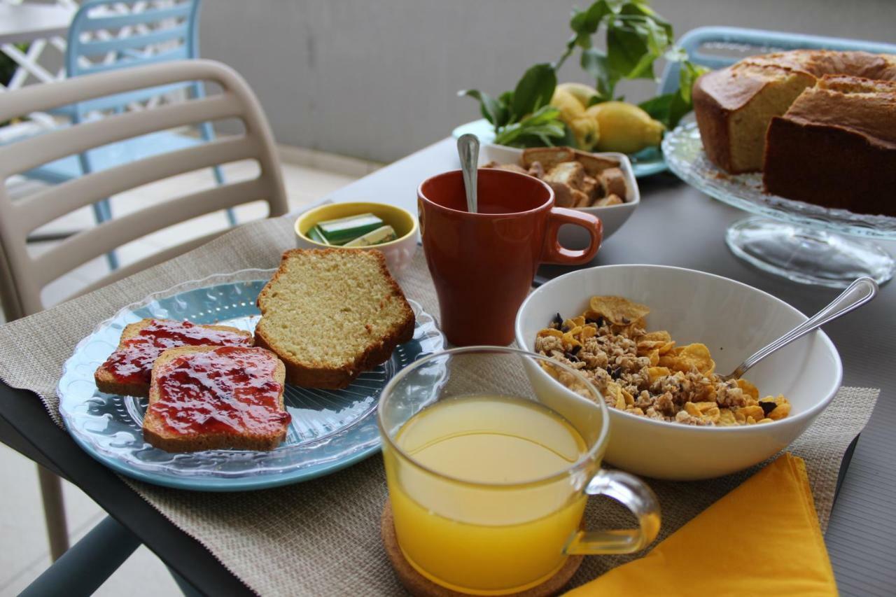 Sulmare Alba Adriatica Bed & Breakfast エクステリア 写真