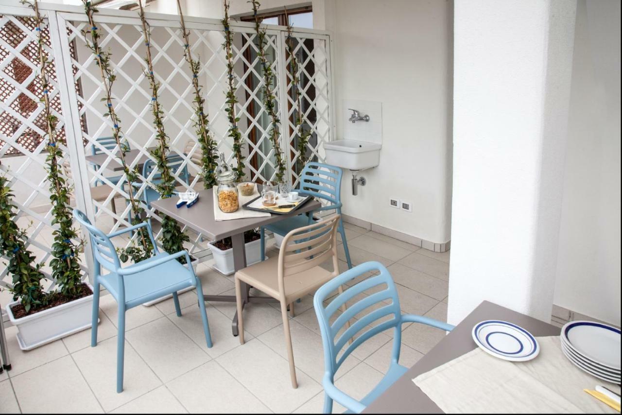 Sulmare Alba Adriatica Bed & Breakfast エクステリア 写真